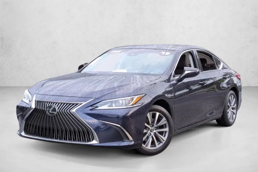 2019 Lexus ES Premium photo 1