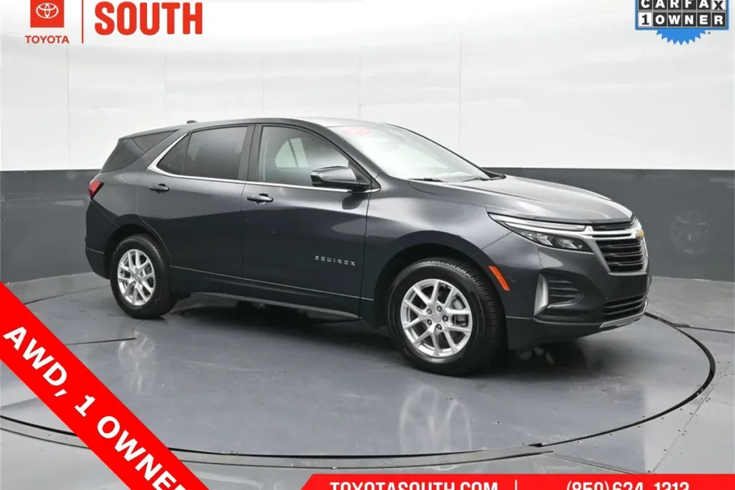2023 Chevrolet Equinox LT photo 1