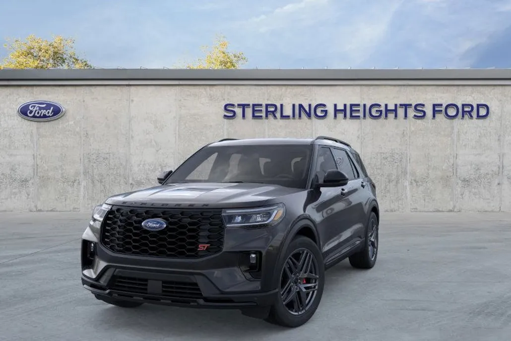 2025 Ford Explorer ST photo 1