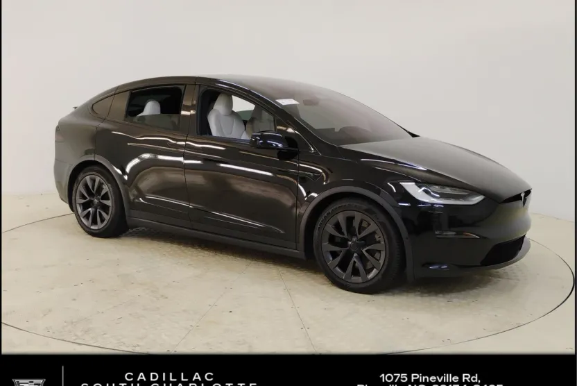 2022 Tesla Model X Long Range photo 1