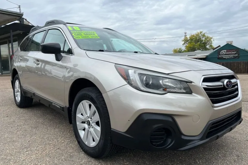 2018 Subaru Outback 2.5i photo 1