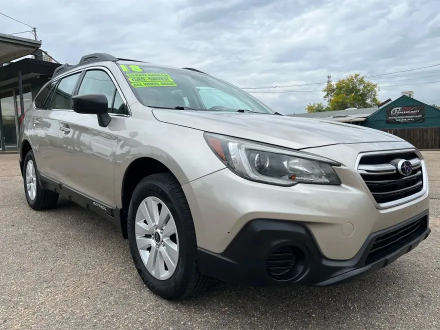 2018 Subaru Outback 2.5i photo 1