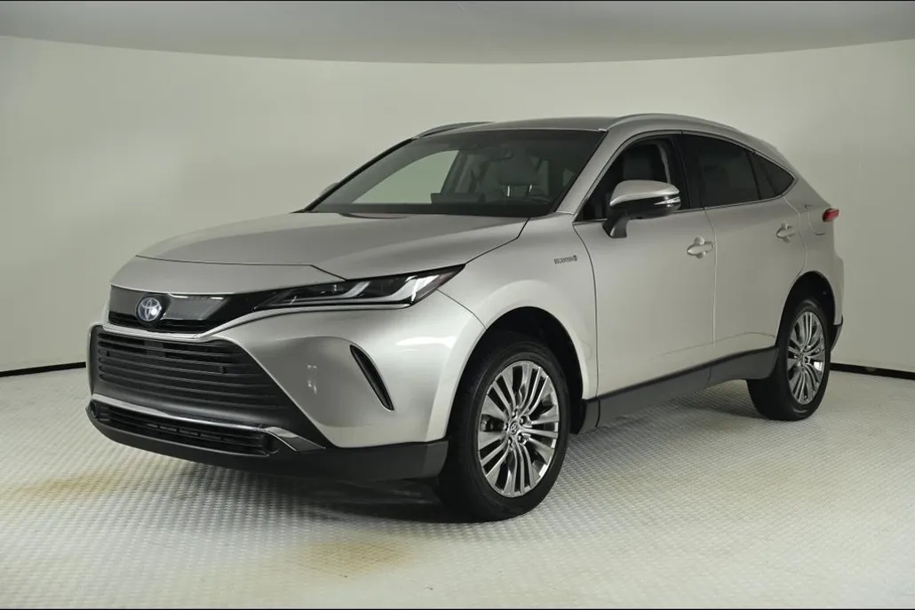 2021 Toyota Venza XLE photo 1