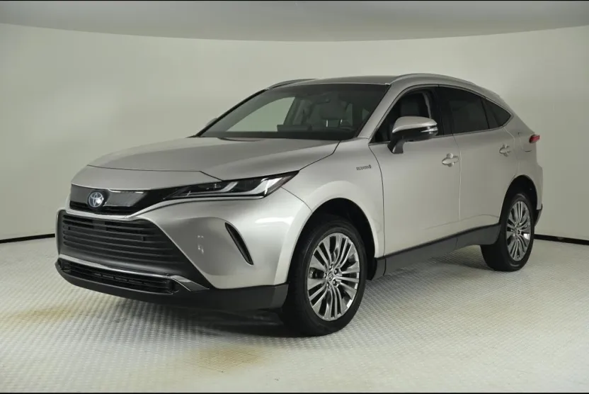 2021 Toyota Venza XLE photo 1