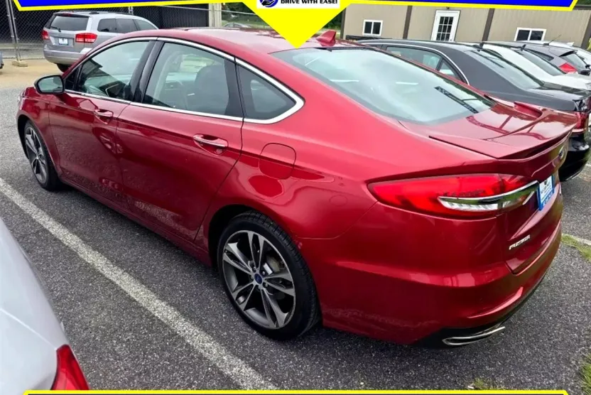 2019 Ford Fusion Titanium photo 1