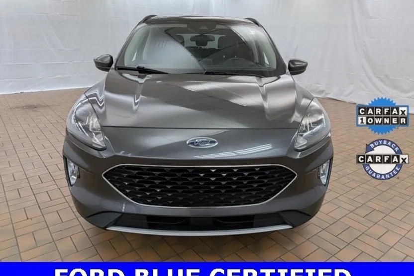 2020 Ford Escape SEL photo 1