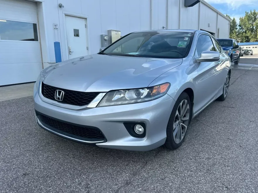 2015 Honda Accord EX-L V6 photo 1
