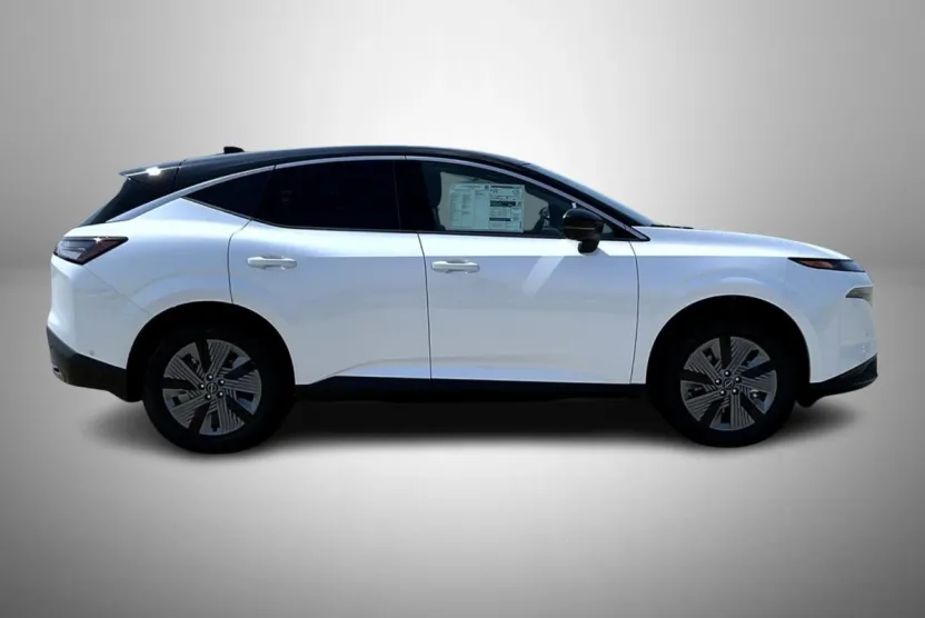 2025 Nissan Murano SL photo 1