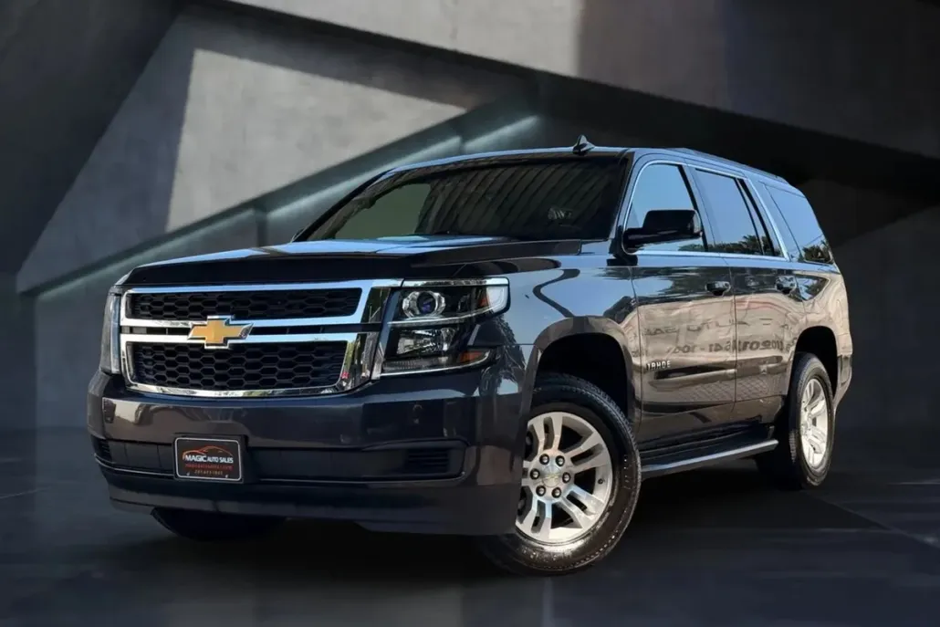 2015 Chevrolet Tahoe LT photo 1