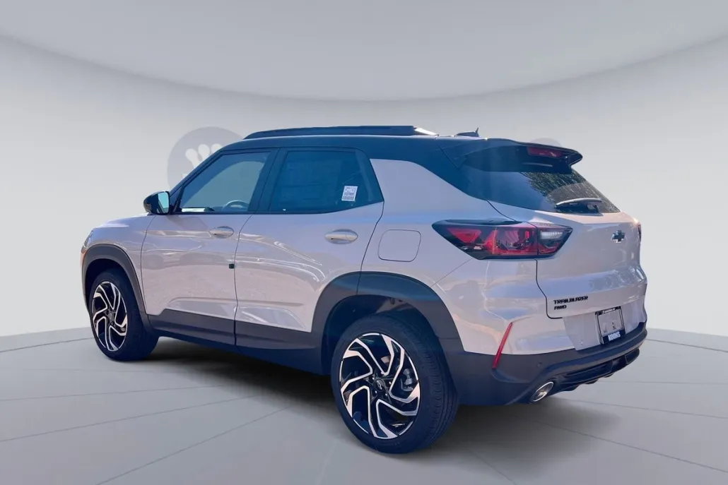 2026 Chevrolet Trailblazer RS photo 1