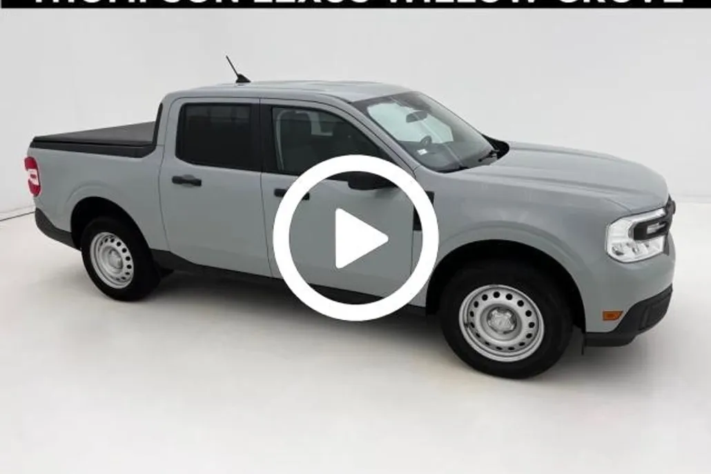 2023 Ford Maverick XL photo 1