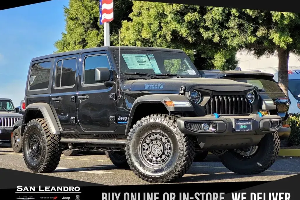 2023 Jeep Wrangler Willys 4xe photo 1