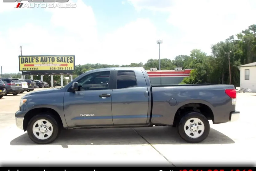 2010 Toyota Tundra SR5 photo 1