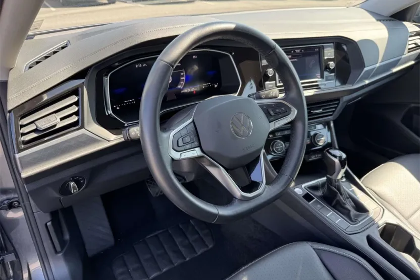 2024 Volkswagen Jetta 1.5T SE photo 1