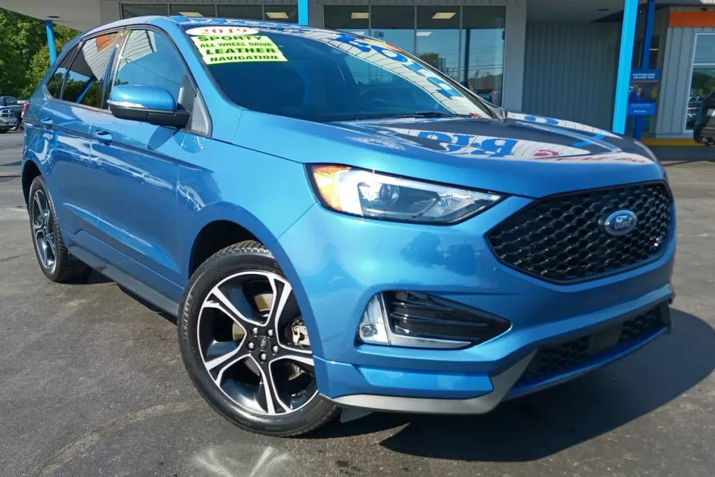 2019 Ford Edge ST photo 1