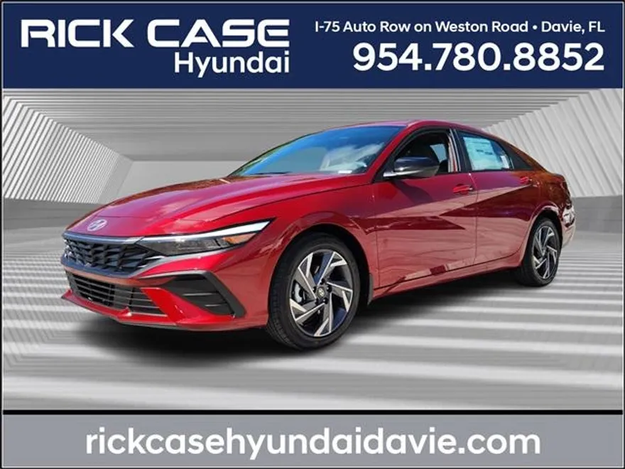 2025 Hyundai Elantra SEL Sport photo 1