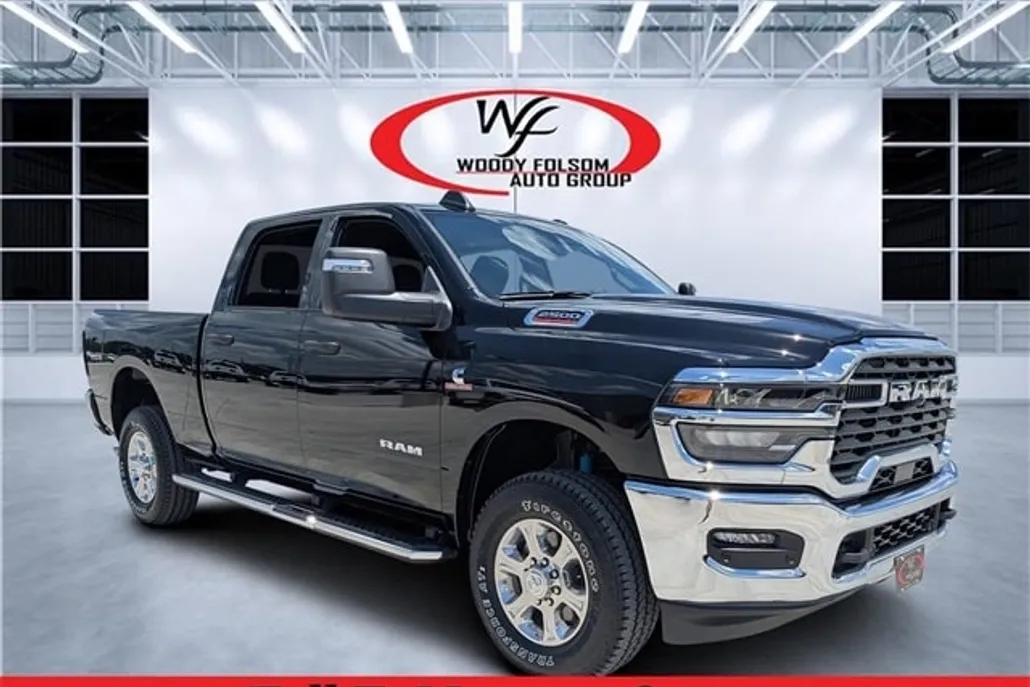 2025 Ram 2500 Big Horn photo 1