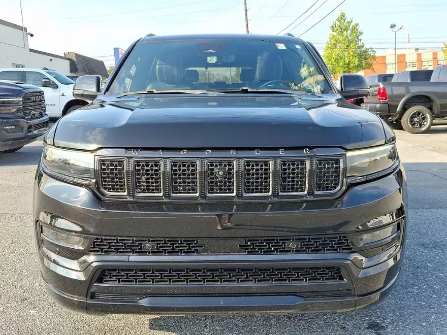 2022 Jeep Grand Wagoneer II photo 1
