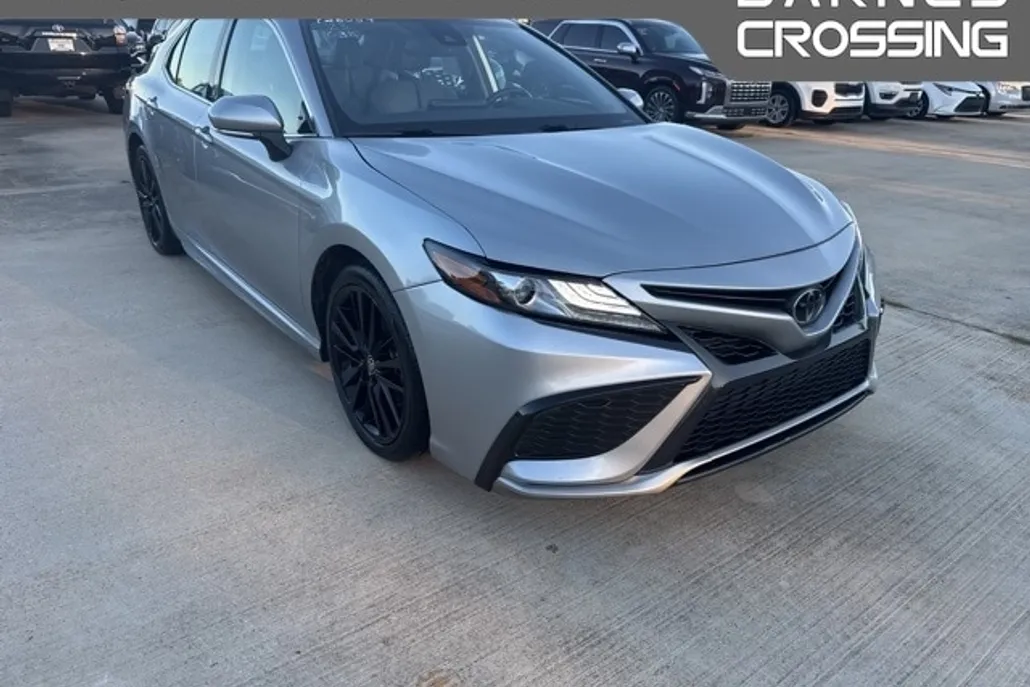 2023 Toyota Camry XSE photo 1