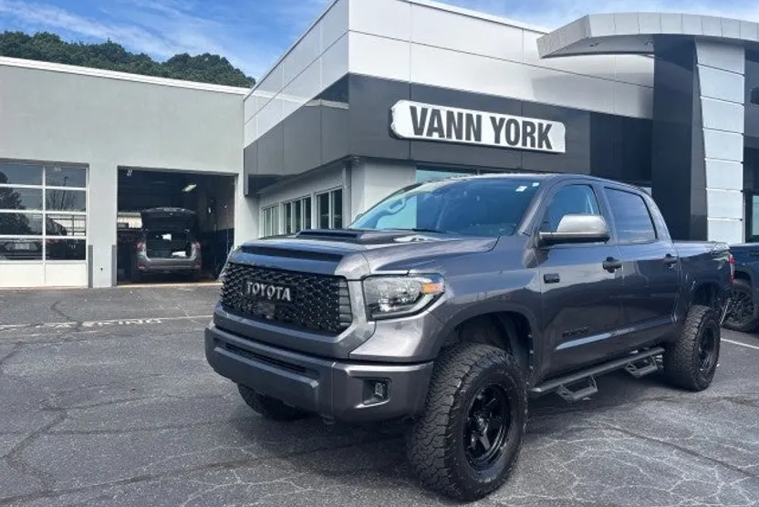 2020 Toyota Tundra SR5 Grade photo 1