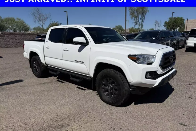 2022 Toyota Tacoma SR5 V6 photo 1