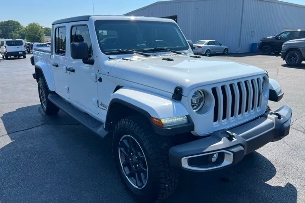 2022 Jeep Gladiator Overland photo 1