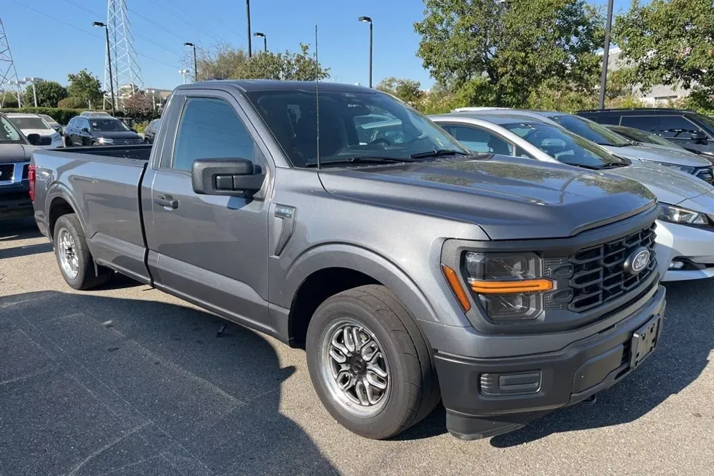 2025 Ford F-150 XL photo 1