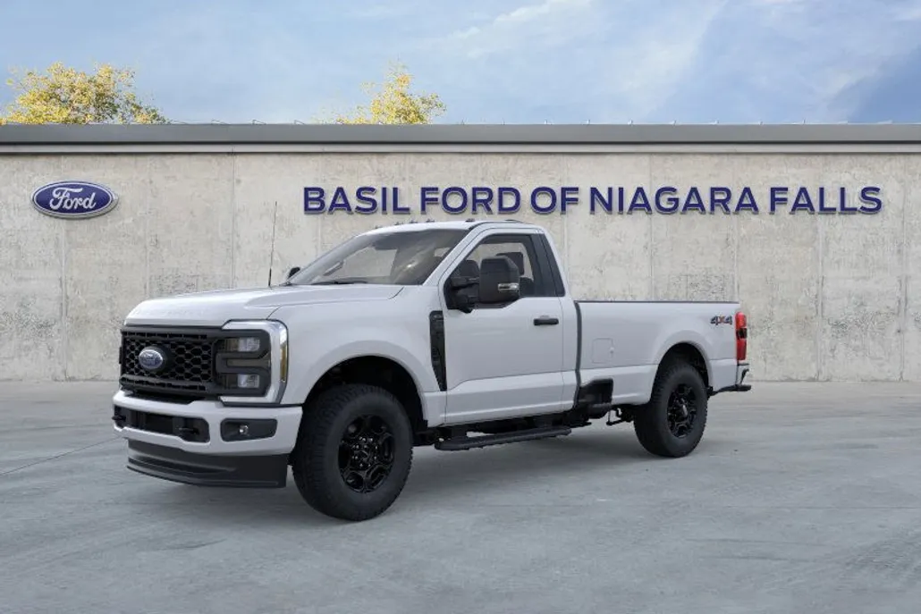 2025 Ford F-350 XL photo 1