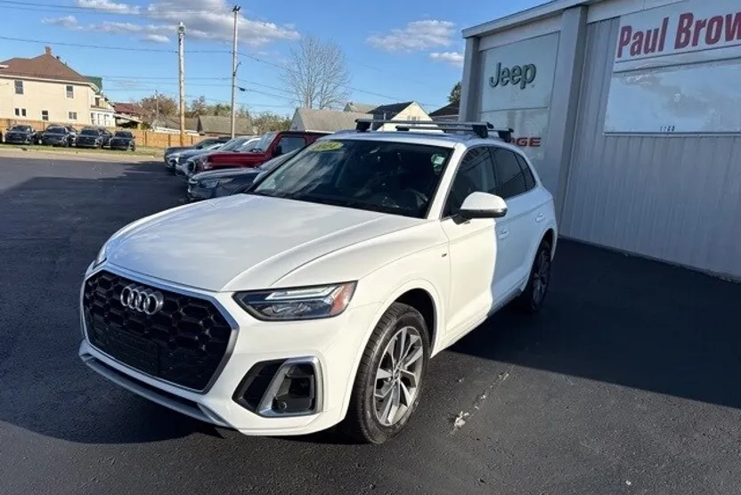 2024 Audi Q5 45 S line Premium photo 1