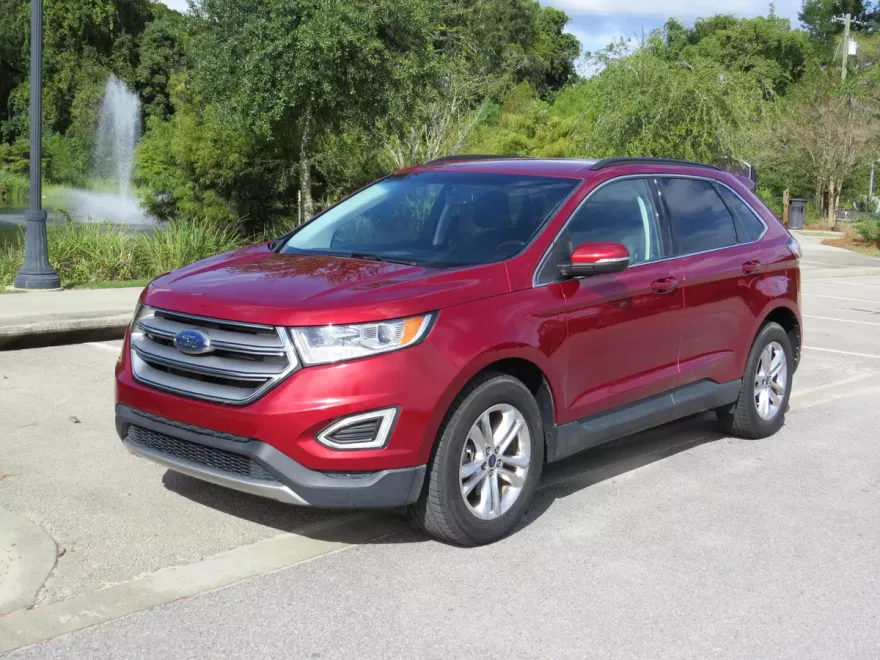 2016 Ford Edge SEL photo 1