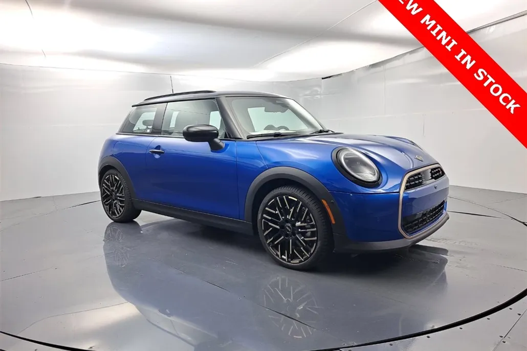 2025 Mini Cooper S 2 Door Hardtop Iconic photo 1