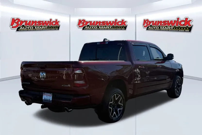 2023 Ram 1500 Laramie photo 1