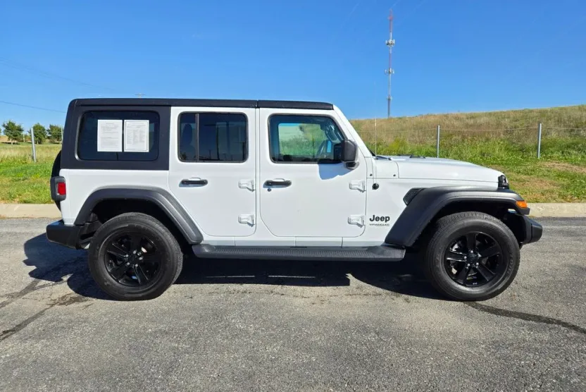 2020 Jeep Wrangler Unlimited Sport Altitude photo 1