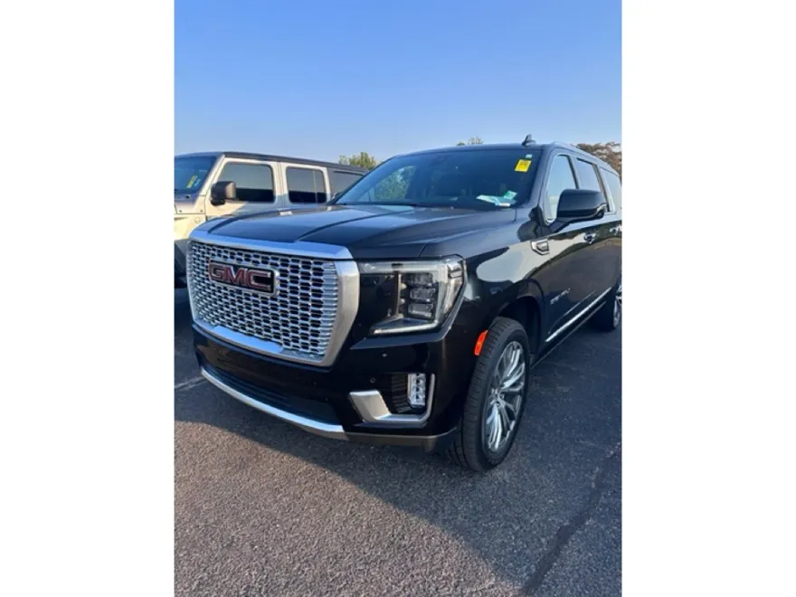 2021 Gmc Yukon XL Denali photo 1