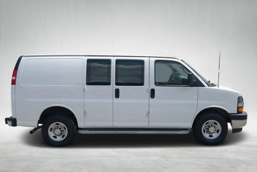 2024 Chevrolet Express Cargo 2500 Work Van photo 1