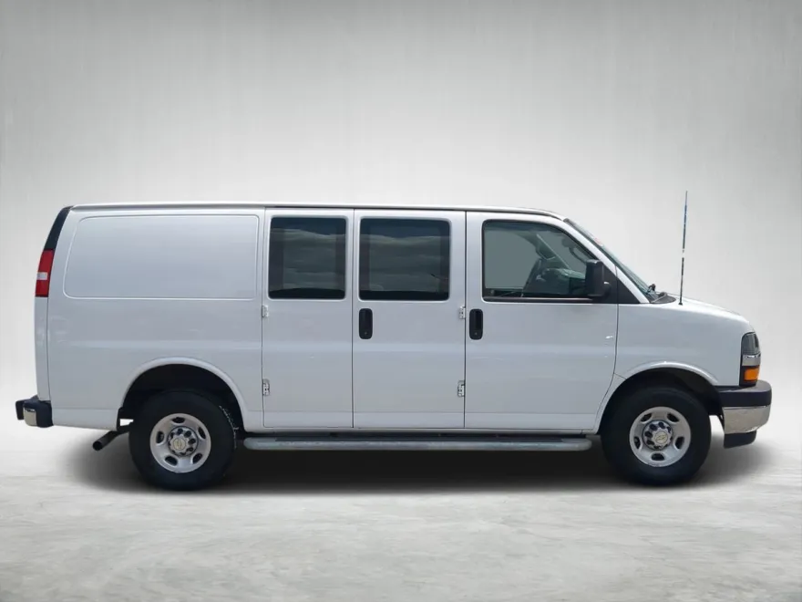 2024 Chevrolet Express Cargo 2500 Work Van photo 1