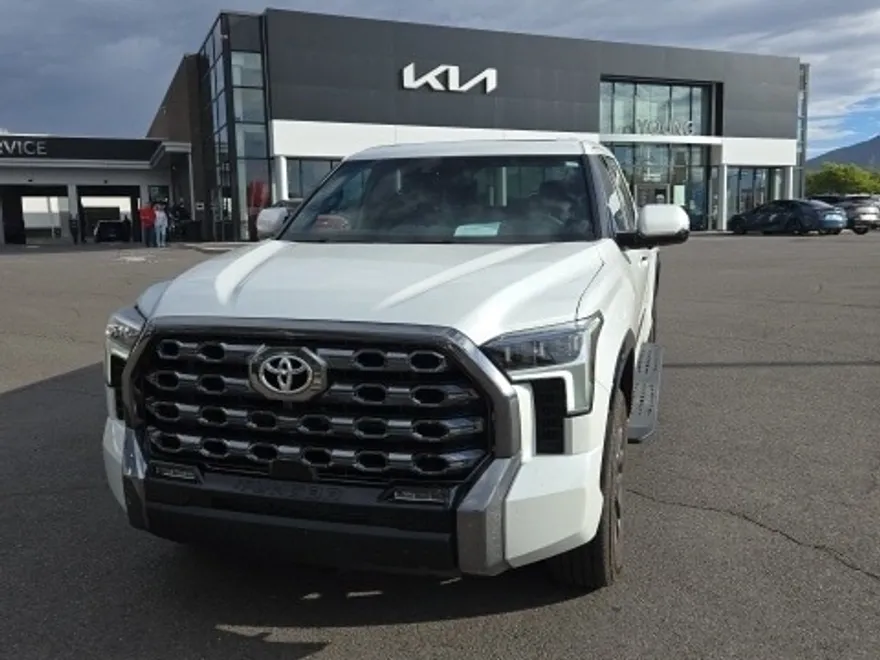 2024 Toyota Tundra Platinum photo 1