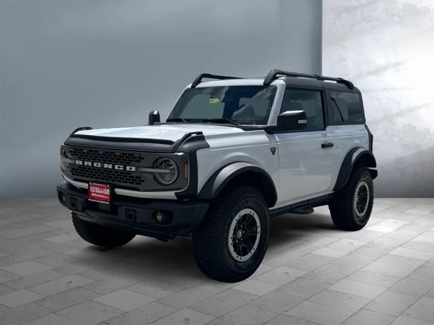 2023 Ford Bronco Badlands photo 1