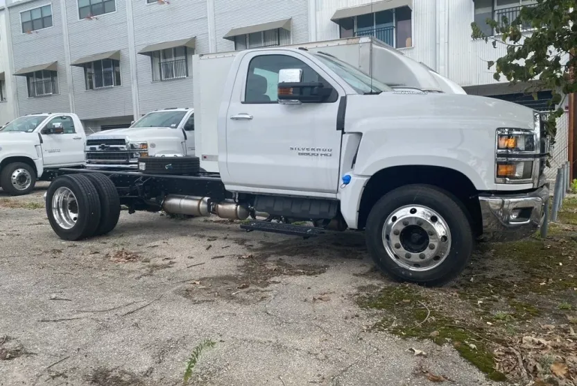 2024 Chevrolet Silverado 5500HD Work Truck photo 1