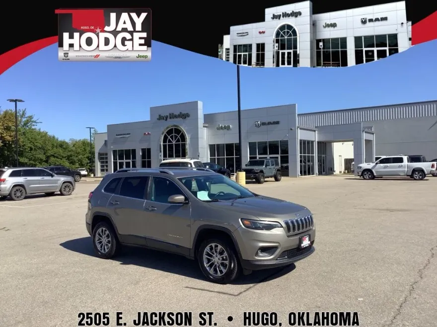 2019 Jeep Cherokee Latitude photo 1