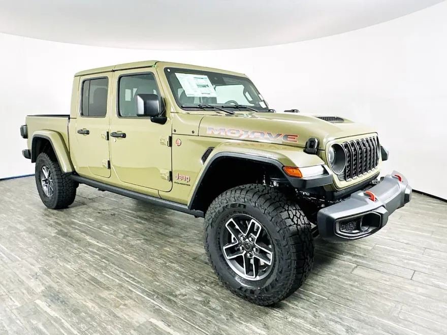 2025 Jeep Gladiator Mojave photo 1