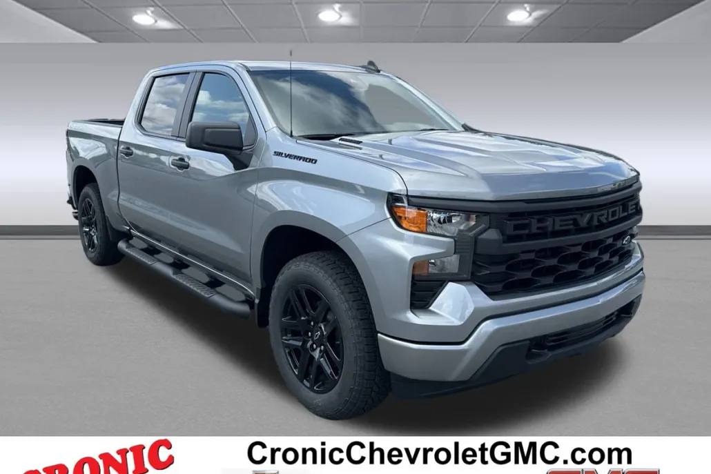 2026 Chevrolet Silverado 1500 Custom photo 1