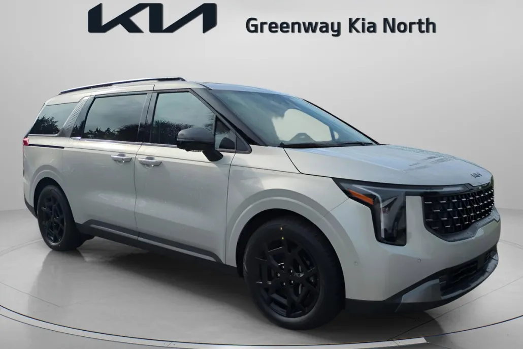 2026 Kia Carnival SX photo 1