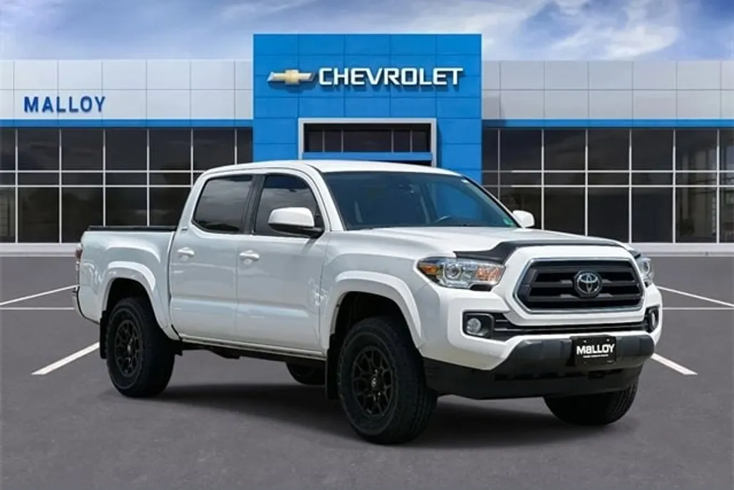 2020 Toyota Tacoma SR5 photo 1