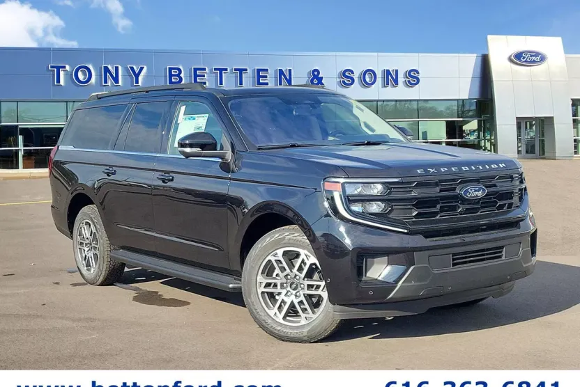 2025 Ford Expedition MAX photo 1