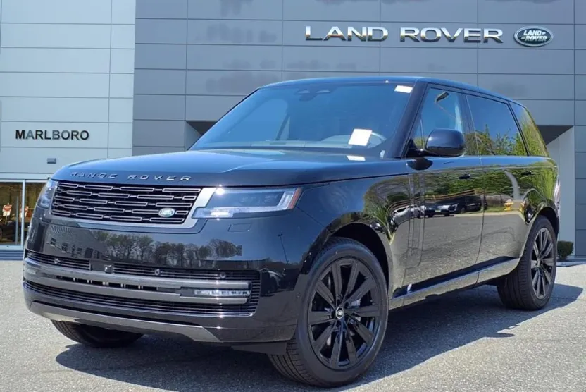 2025 Land Rover Range Rover SE photo 1