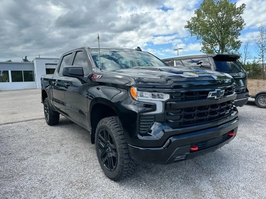 2022 Chevrolet Silverado 1500 LT Trail Boss photo 1