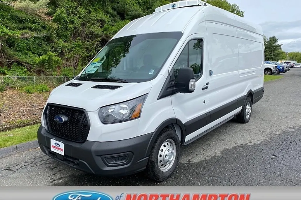 2025 Ford Transit photo 1