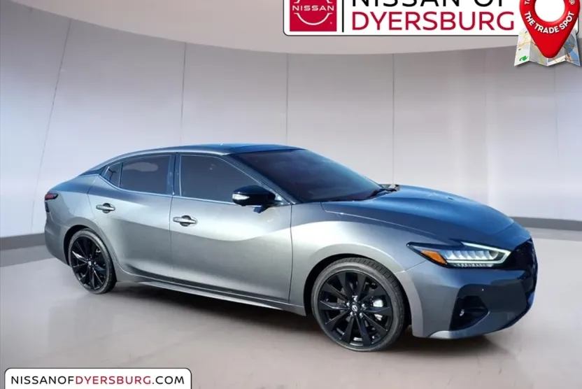 2023 Nissan Maxima SR photo 1