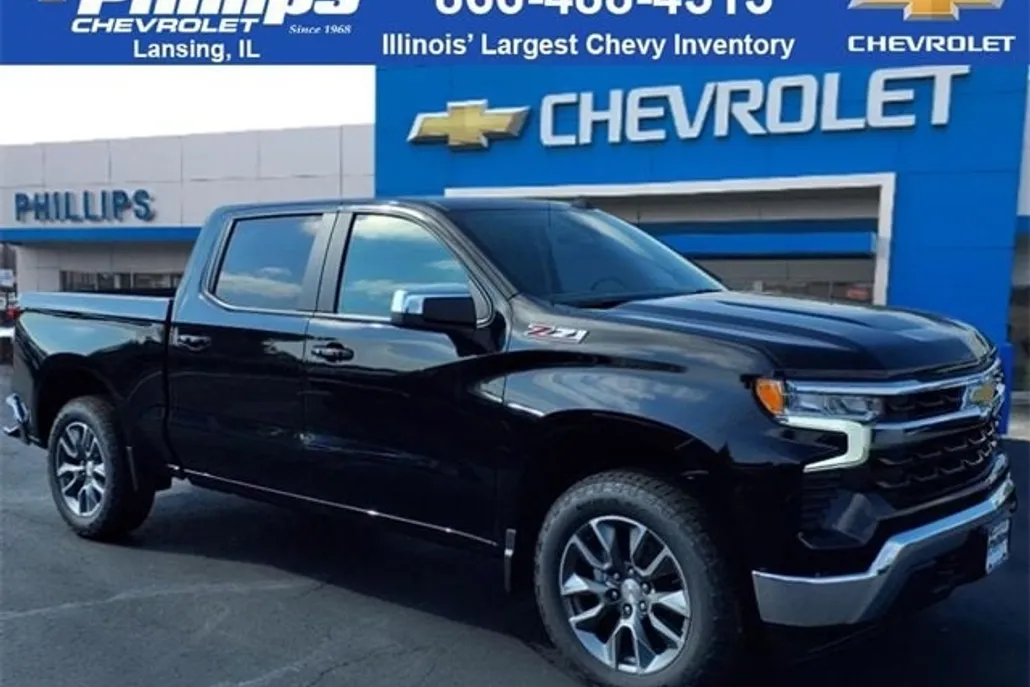 2026 Chevrolet Silverado 1500 LT photo 1